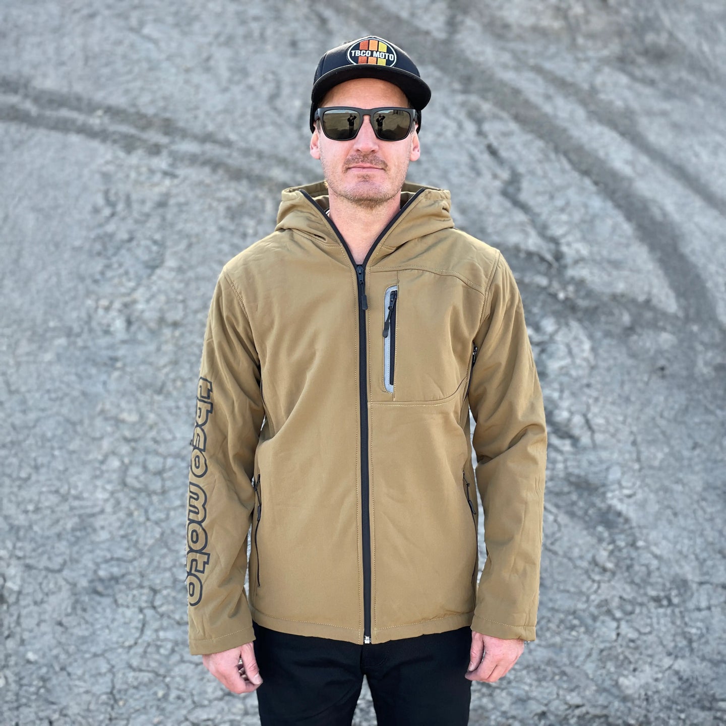 Men's Defiant Hoodie - Sand