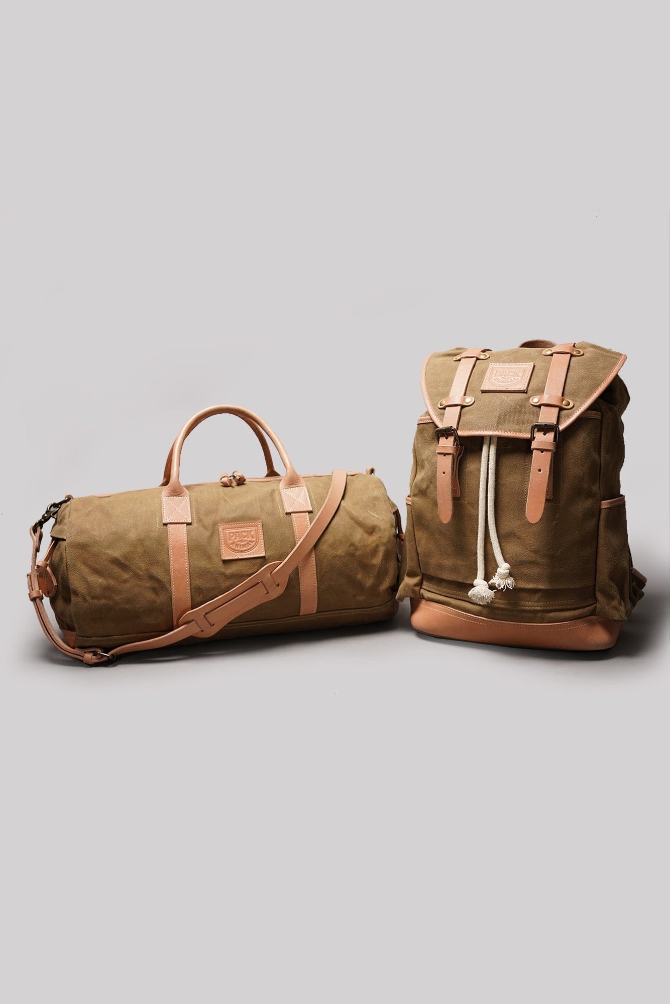 Pack Animal Heritage-Quality Waxed Canvas Gear Extra Mile Duffle (Camouflage)