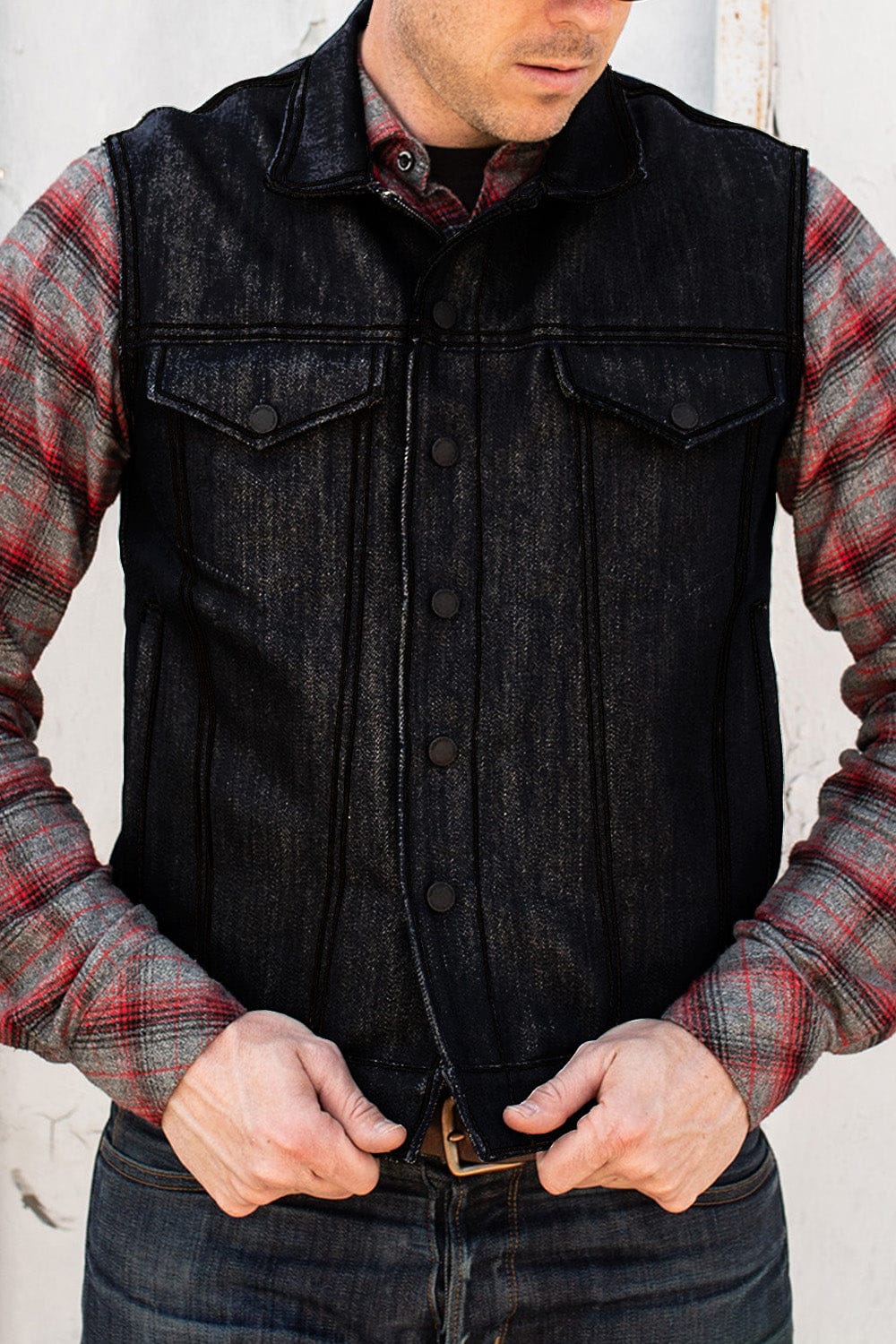 Dark Horse Vest - Black