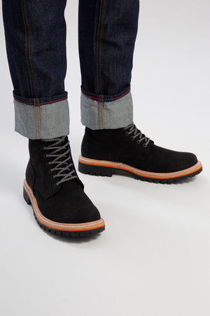 Tobacco Maverick Boots - Matte Black